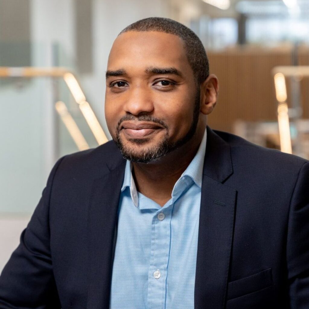 Headshot photo of Dr Abubakar Bello