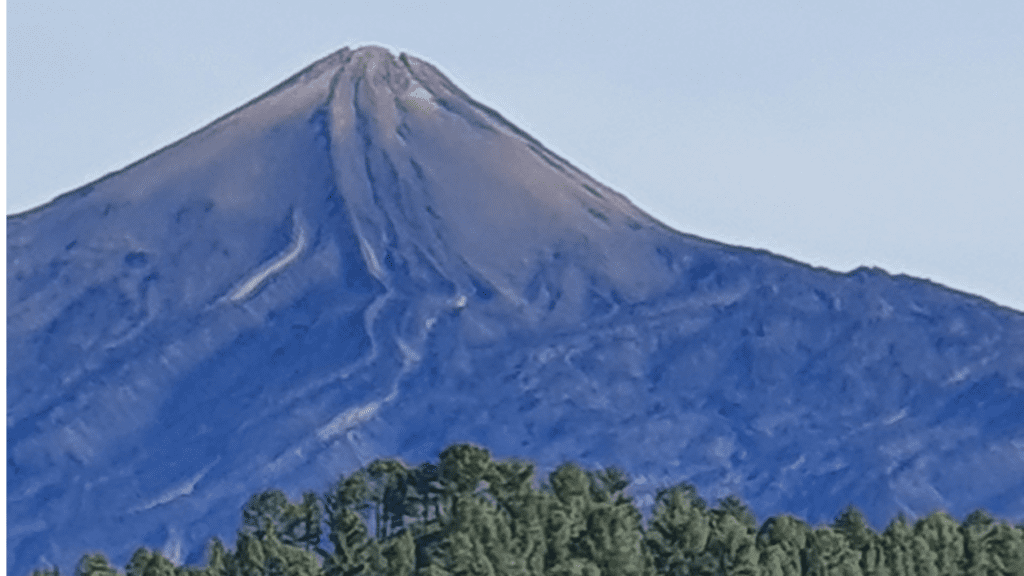 An image of Mount Teidi, an active volcano site.