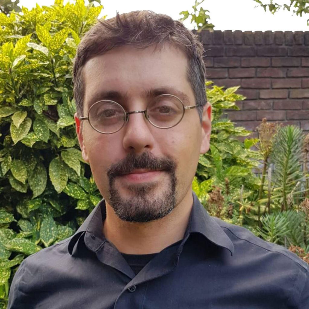Dr Michel Belyk