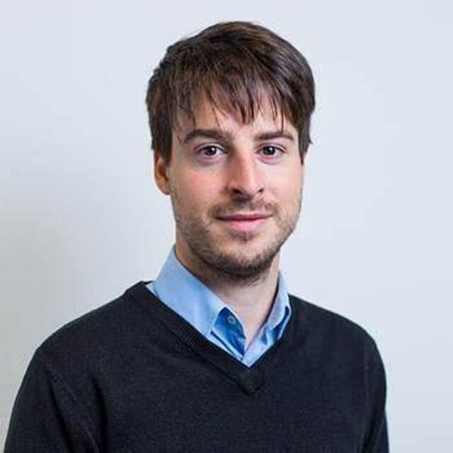 Headshot of Dr Andrea Piovesan