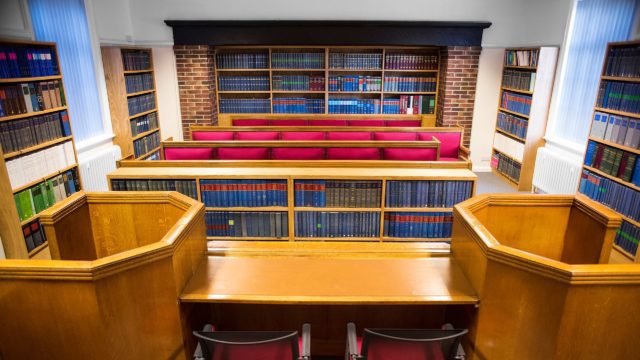 An image of the mooting room on the Edge Hill University campus.