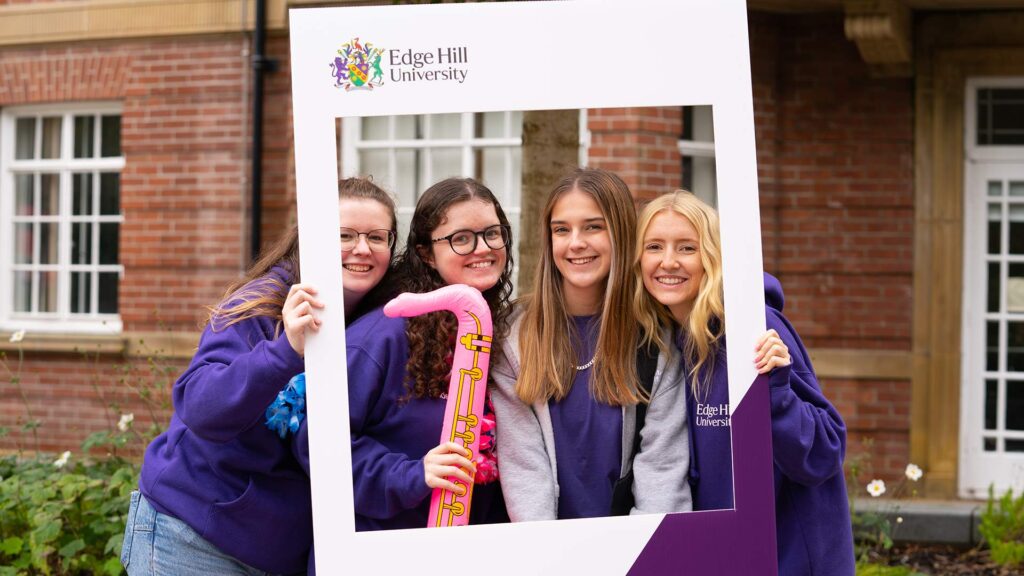 Student guides helping out at welcome week.