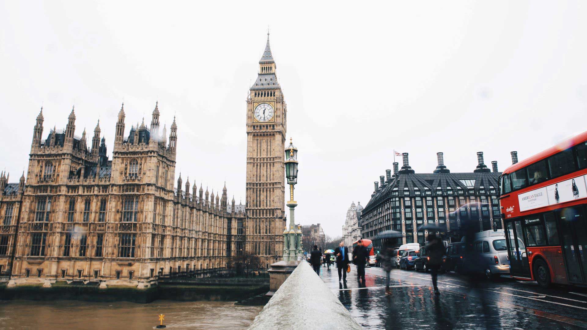 Big Ben and houses of Parliament on a rainy day.