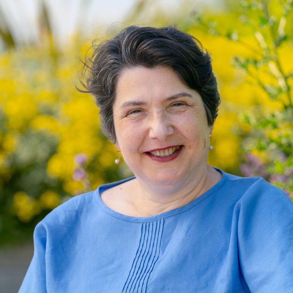 A profile picture of Professor Luminita Paraoan.