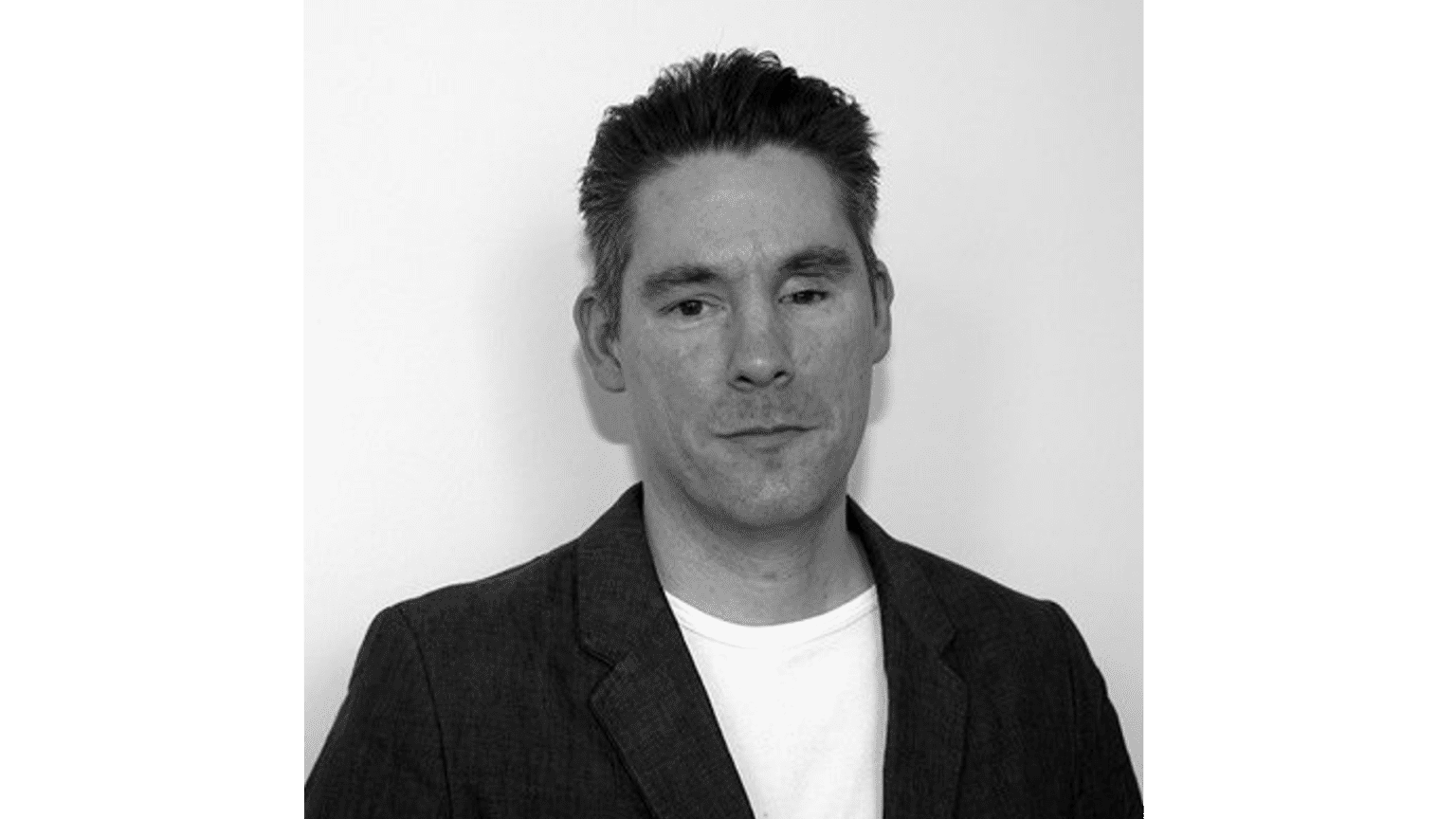 Leading political commentator and alumnus Dan Hodges returns to Edge