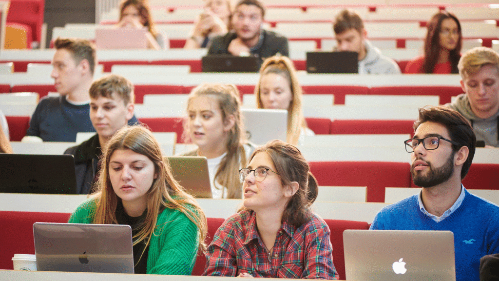 Students in a lecture in the Business School
