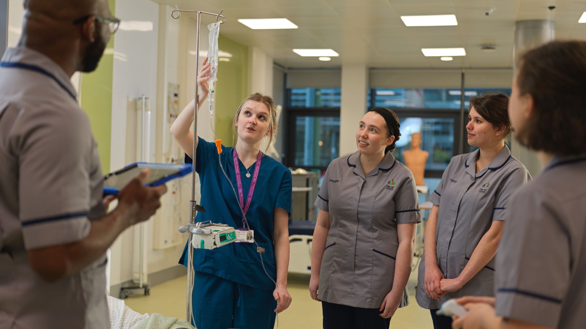 Student who struggled with anorexia nervosa for a decade wins most inspirational student nurse award