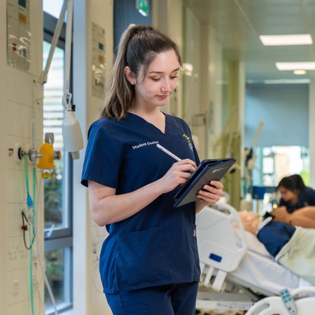 Eleni Liami, student medic