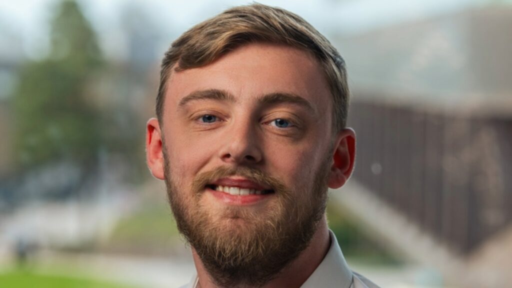 Photo headshot of Josh Donson