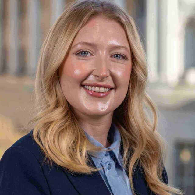 Head shot of Chloe Moran