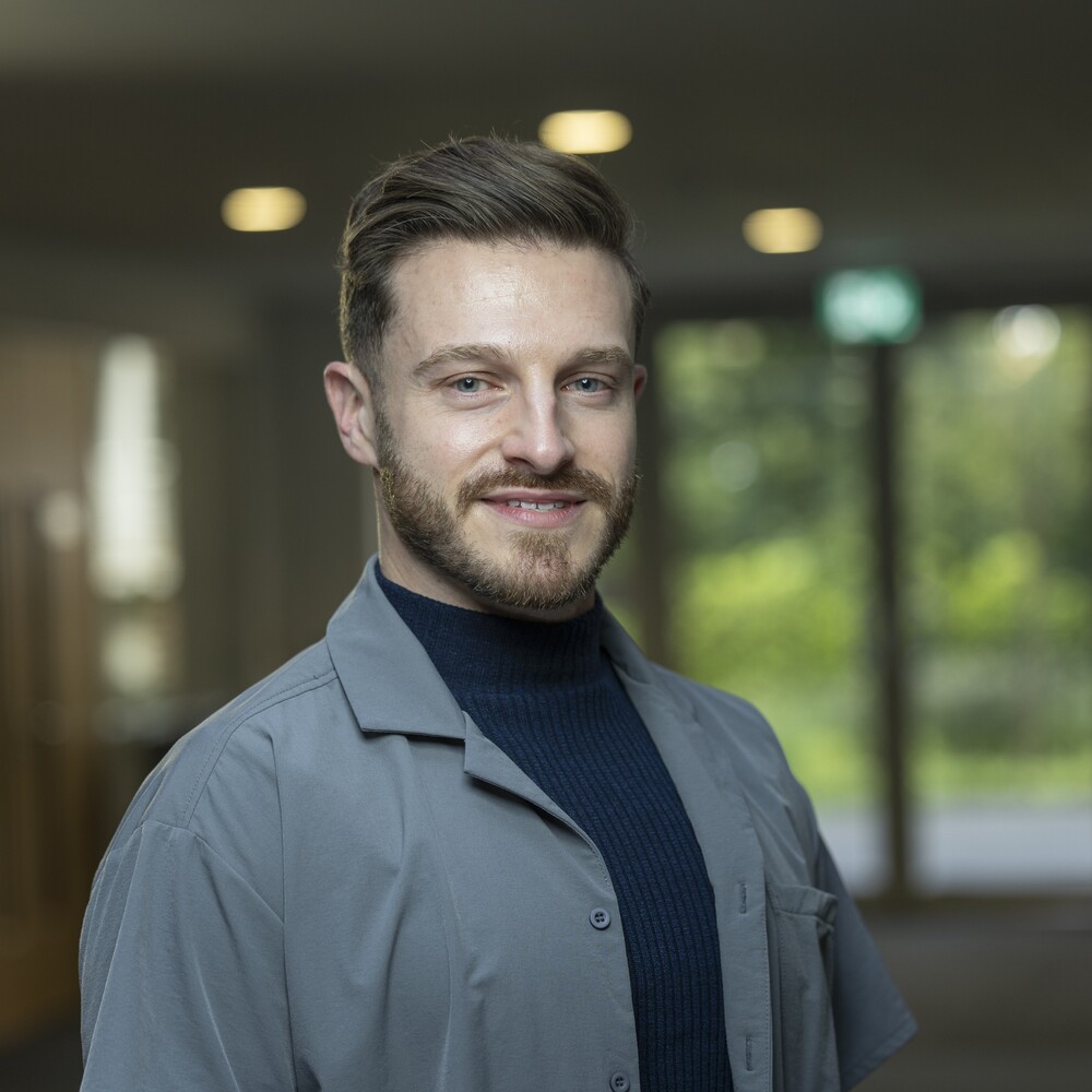 Dr Dean Wilkinson